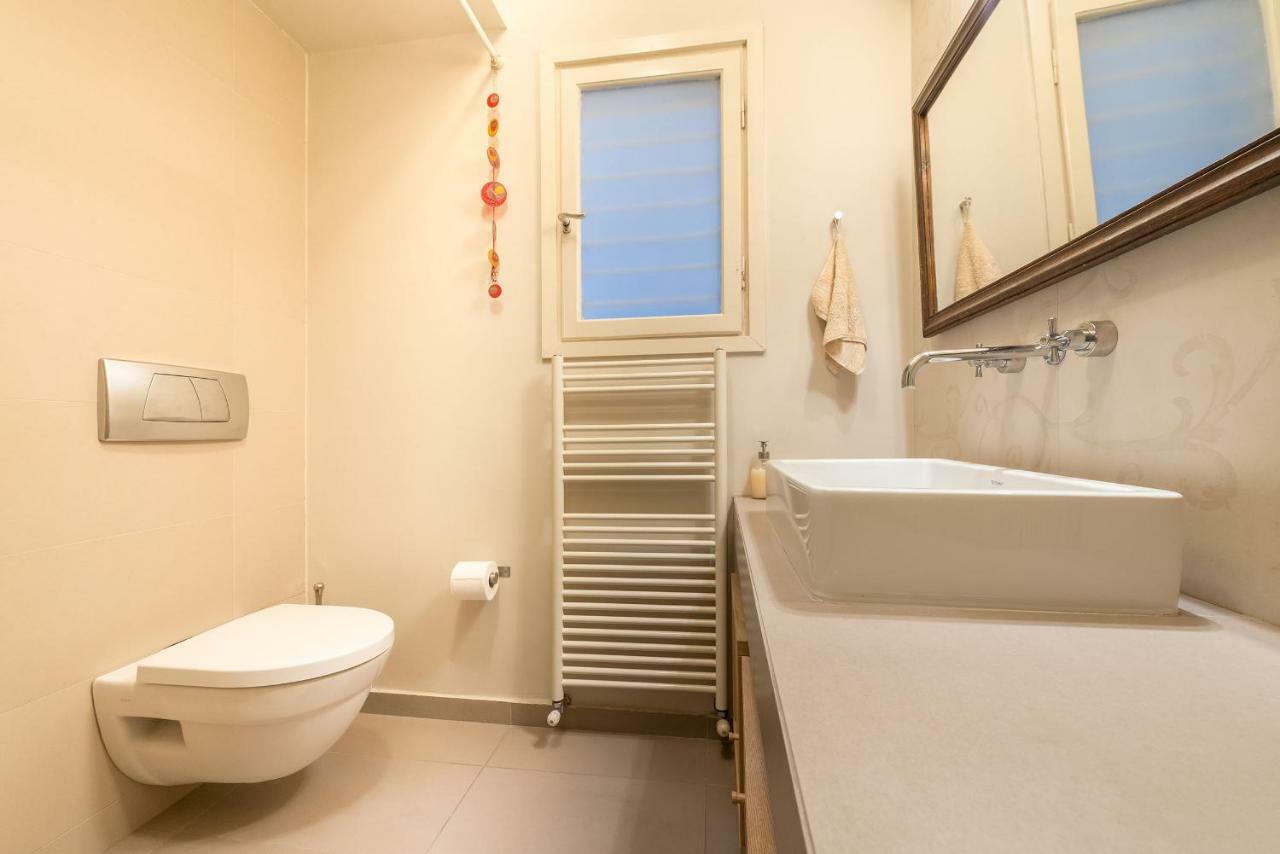 Stylish Flat With Veranda In The Heart Of Ateny Zewnętrze zdjęcie