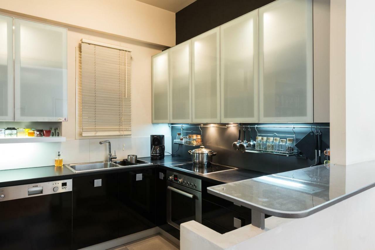 Stylish Flat With Veranda In The Heart Of Ateny Zewnętrze zdjęcie